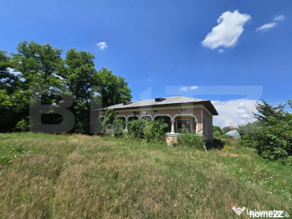 Casă de vânzare, 88 mp, zona Tomșani