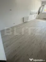 Apartament 2 camere + balcon, zona Tractorul