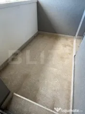 Apartament 2 camere + balcon, zona Tractorul 
