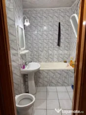 Apartament 4 camere, decomandat 