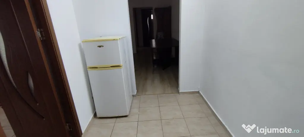 Închiriez apartament 2 camere in Ramnicu Sărat