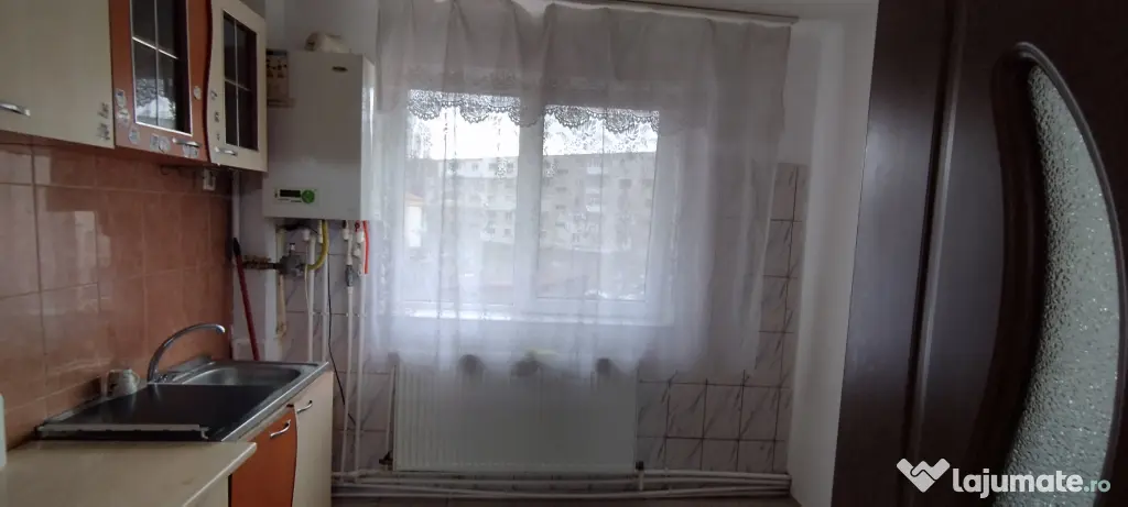 Închiriez apartament 2 camere in Ramnicu Sărat
