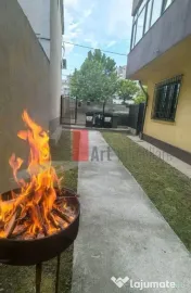 Vanzare apartament 3 camere | Bloc (8 ap) | Loc de parcar... 