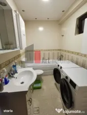 Vanzare apartament 3 camere | Bloc (8 ap) | Loc de parcar... 