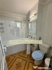 Apartament 3 camere, curte proprie, Ploiesti, zona 9 Mai. 