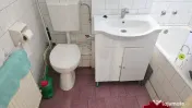 Vand spatiu comercial in Deva, zona ultracentrala ( I. Maniu), suprafa 