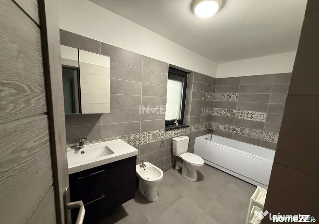 Casă cu 4 camere Central Valea Lupului