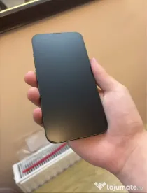 iphone 13 în stare perfectă
