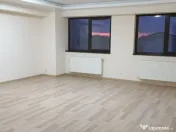 Apartament cu 4 camere,Nemobilat. Zona Dorobanți, Central. 