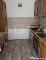 Casa spatioasa de vinzare,situata in centrul municipiului