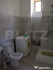 Casa spatioasa de vinzare,situata in centrul municipiului 