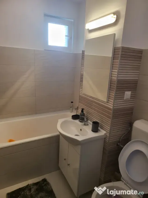 Inchirez apartament cu 3 camere in Mun. Satu Mare Vitreum