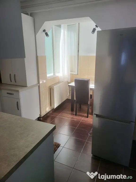 Inchirez apartament cu 3 camere in Mun. Satu Mare Vitreum