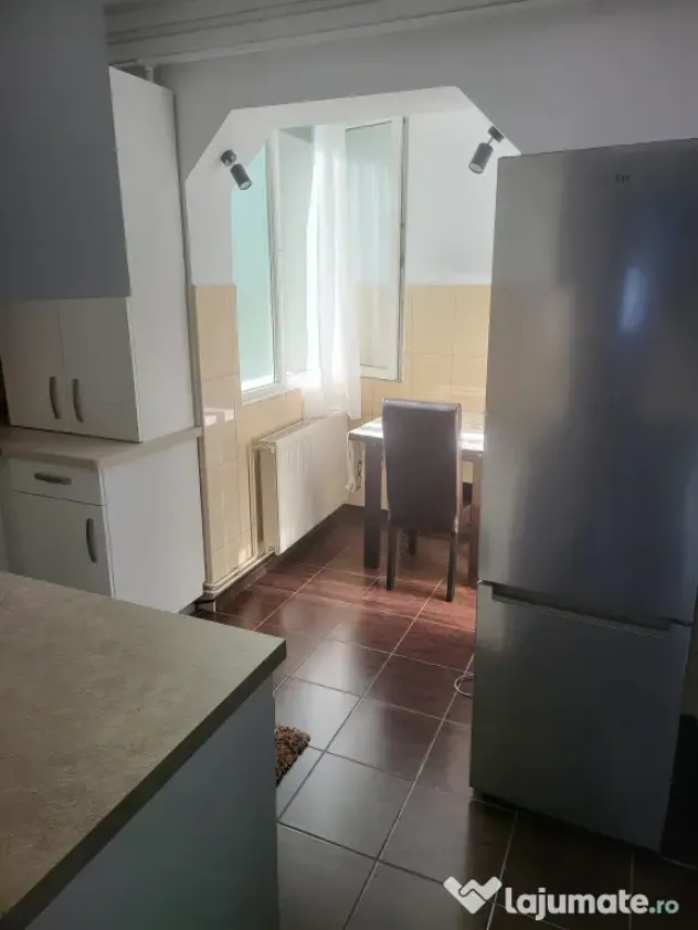Inchirez apartament cu 3 camere in Mun. Satu Mare Vitreum