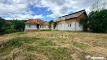 CASĂ CU TEREN INTRAVILAN 6997 MP BUGHEA DE SUS ARGEȘ