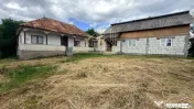 CASĂ CU TEREN INTRAVILAN 6997 MP BUGHEA DE SUS ARGEȘ