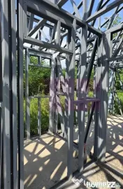Casa pe structura metalica si teren de 757 mp de vanzare ... 