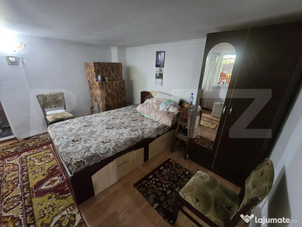 Casă cu gospodărie, livadă și grădină, 106 mp – Cost