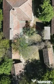 Casă cu gradina mare in Boiu 