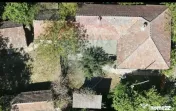 Casă cu gradina mare in Boiu