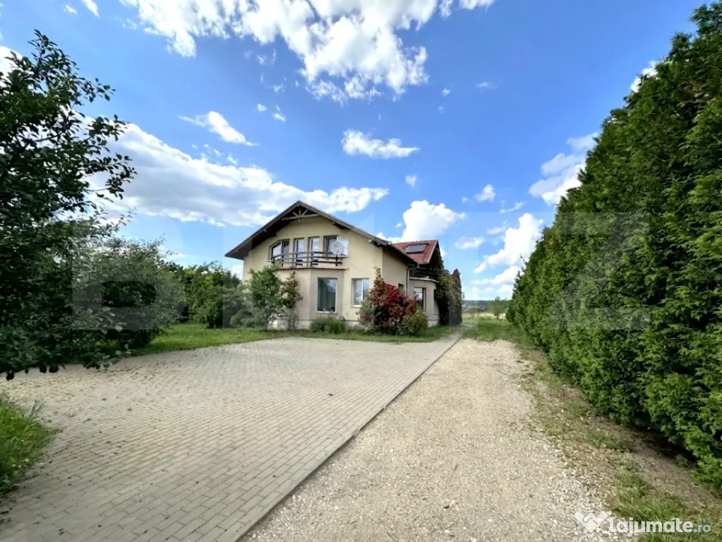 Proprietate specială Câmpia Turzii: Vilă 280 mp cu teren