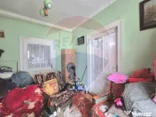 Casă cu teren generos de 1.100 mp, de vânzare în carti... 