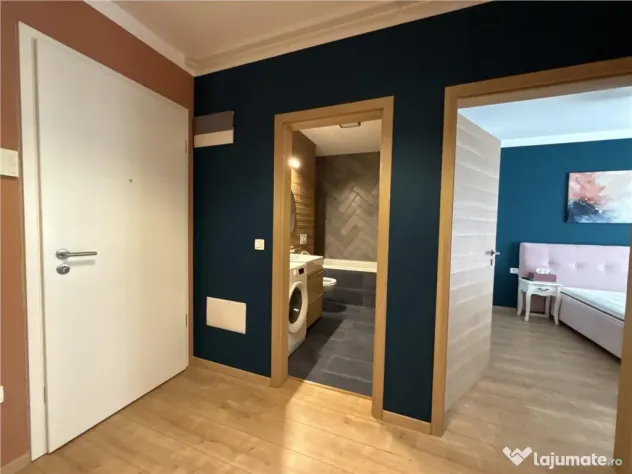 Apartament doua camere Pietonal Coresi Avantgarden ( Kasper
