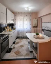 Apartament cu 2 camere, decomandat, 56 mp, renovat, Micro 2
