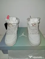 Adidași Nike Air Jordan marimea 37