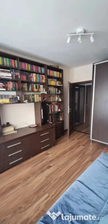 Apartament 2 camere, zona Hipodrom 3