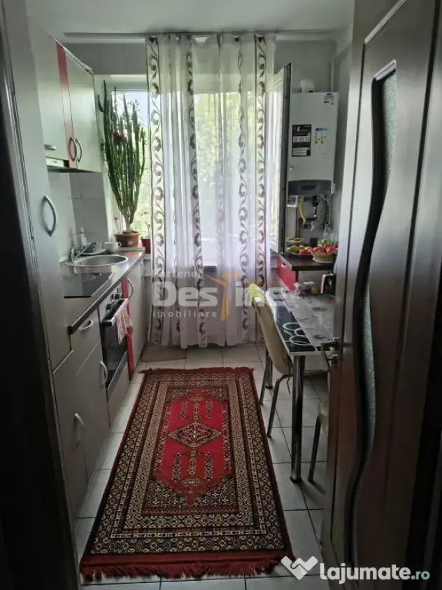 Apartament 2 camere zona linistita etaj intermediar
