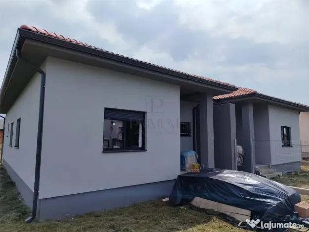 Duplex 4 camere - dormitor matrimonial - teren generos