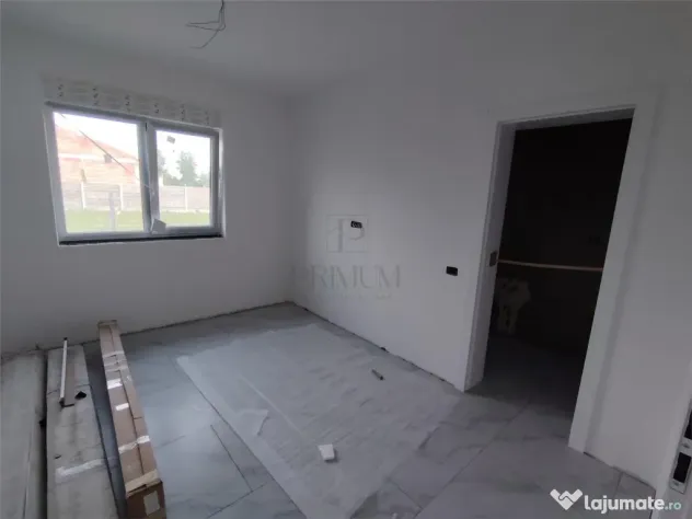 Duplex 4 camere - dormitor matrimonial - teren generos