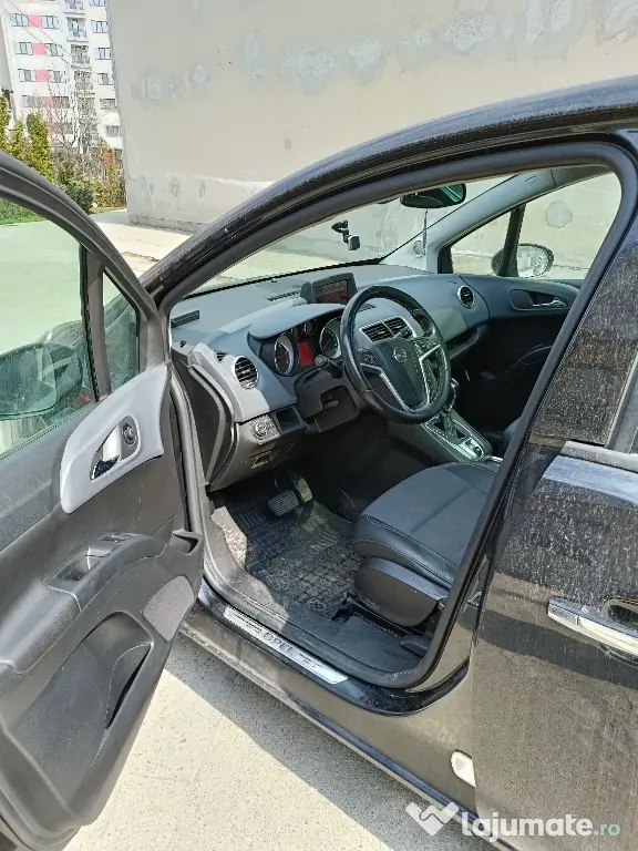 Vând Opel meriva
