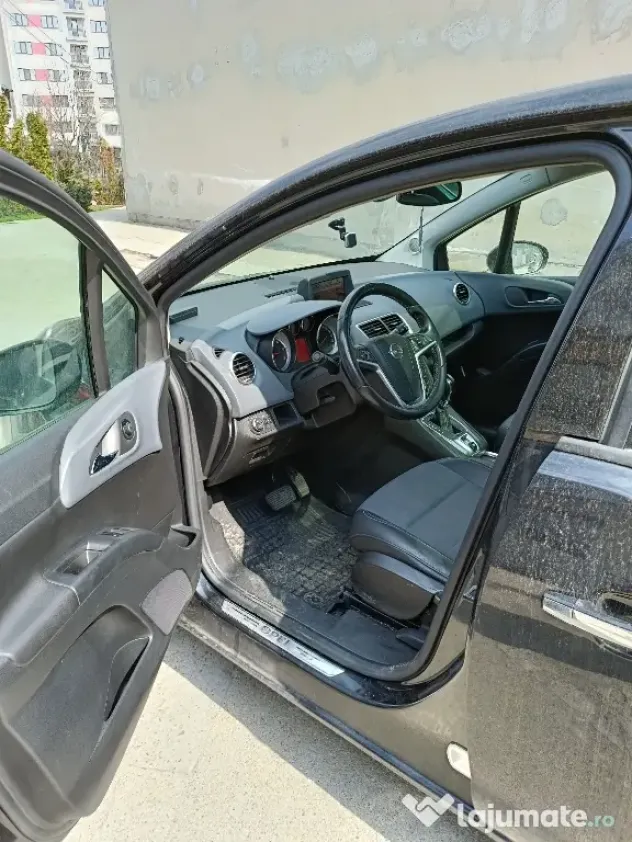 Vând Opel meriva