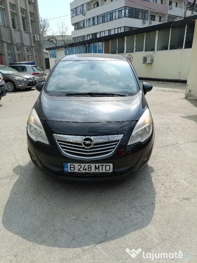 Vând Opel meriva