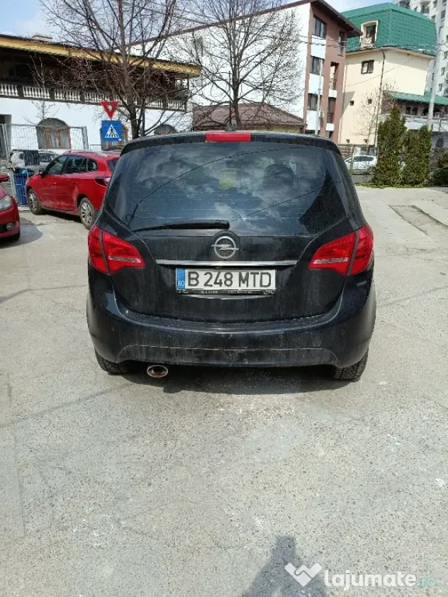 Vând Opel meriva