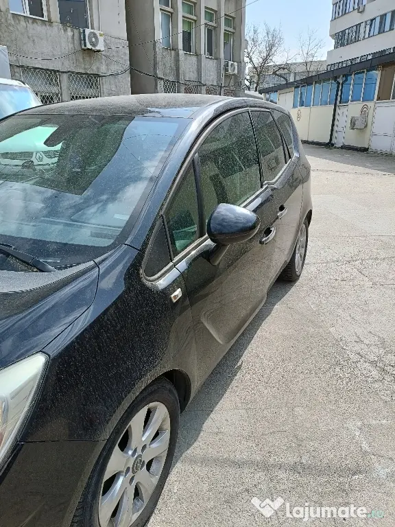 Vând Opel meriva