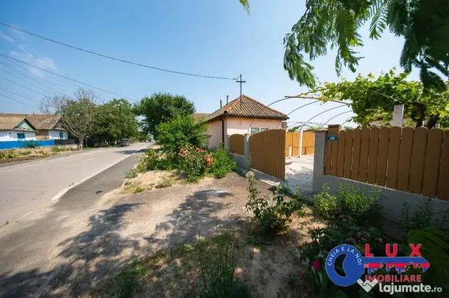 ID 6765 EXCLUSIVITATE Oază de liniște lângă Lacul Razelm