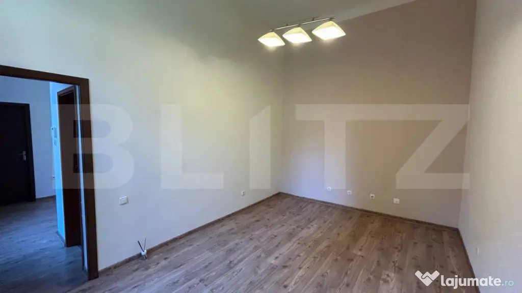 Apartament 2 camere în incinta Palatului Ștern, Centrul Is