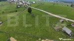 Teren 10.000 mp, cu 2 case, de vacanta, zona Măguri-Răcăt
