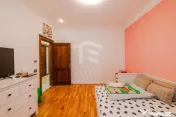 Casa pe parter premium cu piscina in Chisoda independenta...