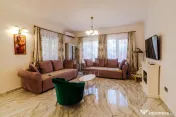 Casa pe parter premium cu piscina in Chisoda independenta...
