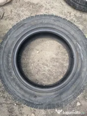 Vând anvelope bune 
