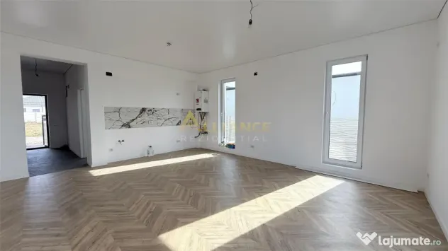 Casa Individuala - 4 camere - 2 bai - 371 mp teren