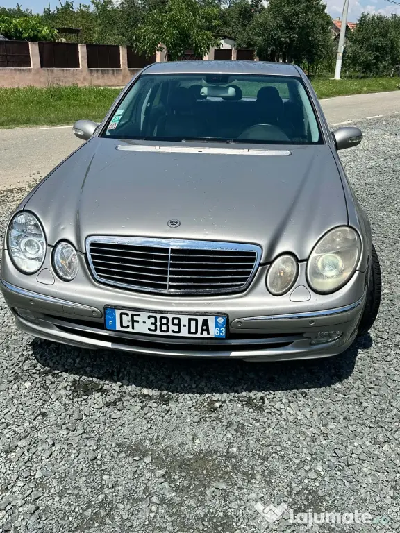 MERCEDES-BENZ E-Class 2004 — imagine 3