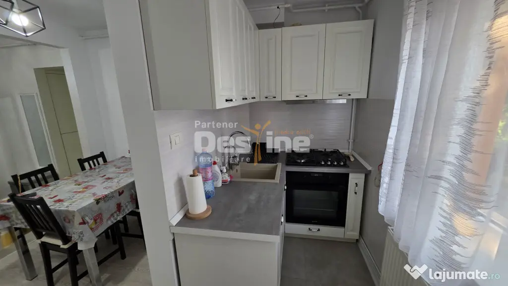 Apartament decomandat 3 camere, 76 mp, mobilat, centrala, AC