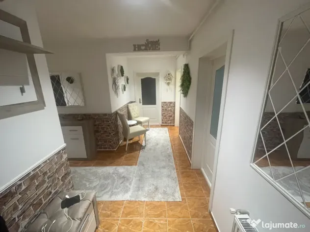 Apartament cu 3 camere
