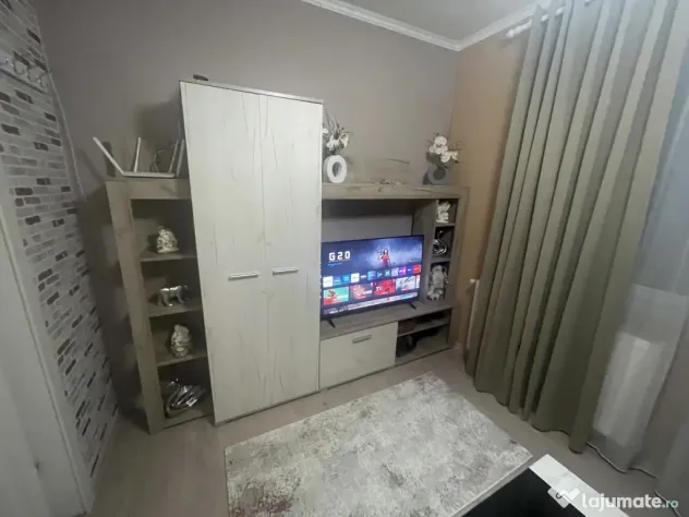 Apartament cu 3 camere