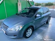 Vand/Schimb Kia Cee'd 2009 1.4 Benzina 